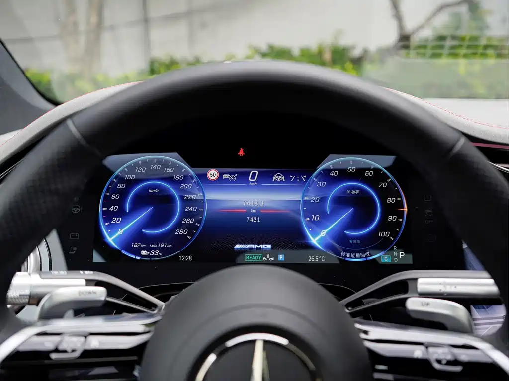 Mercedes-Benz EQS AMG — миниатюра 9