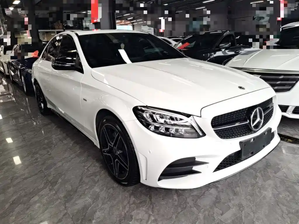 Mercedes-Benz C-Class — миниатюра 4