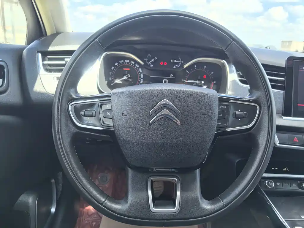 Citroen C5 — миниатюра 10