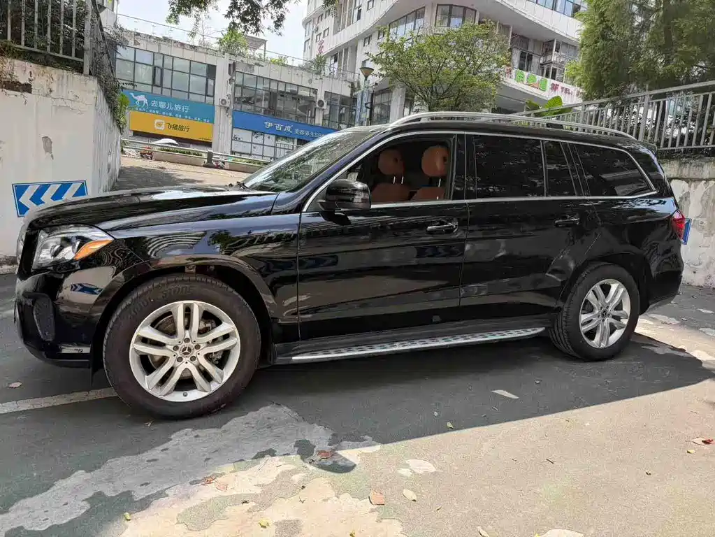 Mercedes-Benz GLS — миниатюра 4