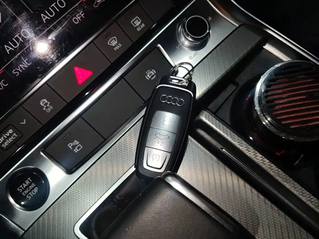 Audi A6L — миниатюра 9