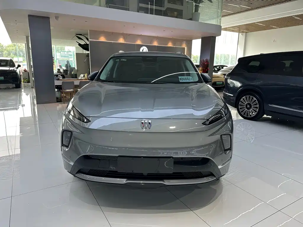 Buick E5 — миниатюра 2