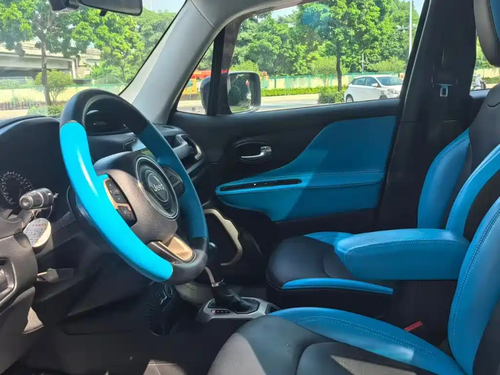 Jeep Renegade — миниатюра 15