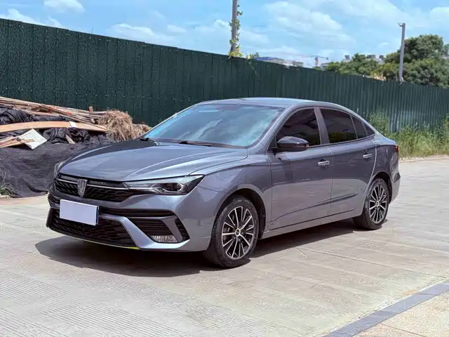 2022 Roewe i5