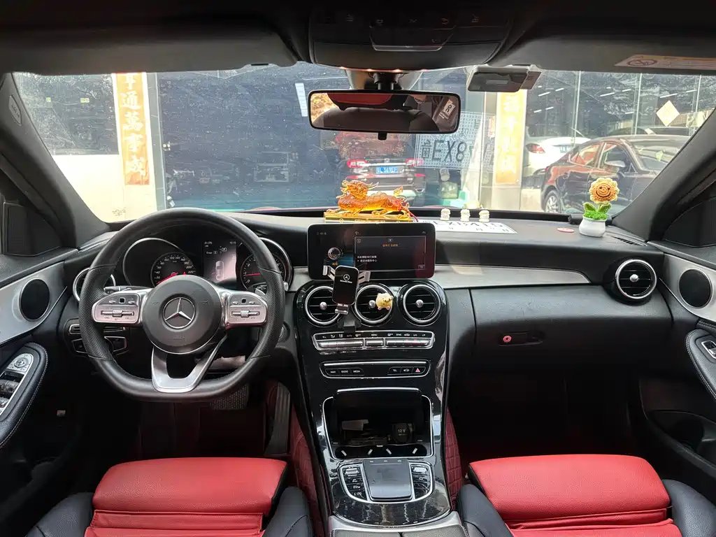 Mercedes-Benz C-Class — миниатюра 9
