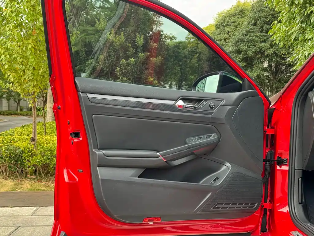 Volkswagen Lamando — миниатюра 5