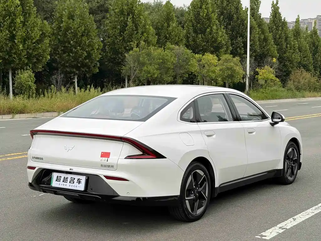 Wuling Xingguang — миниатюра 9
