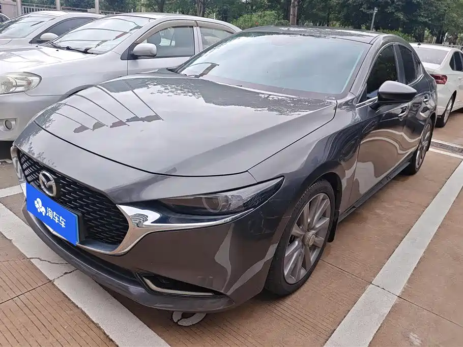 Mazda 3 Axela 2021