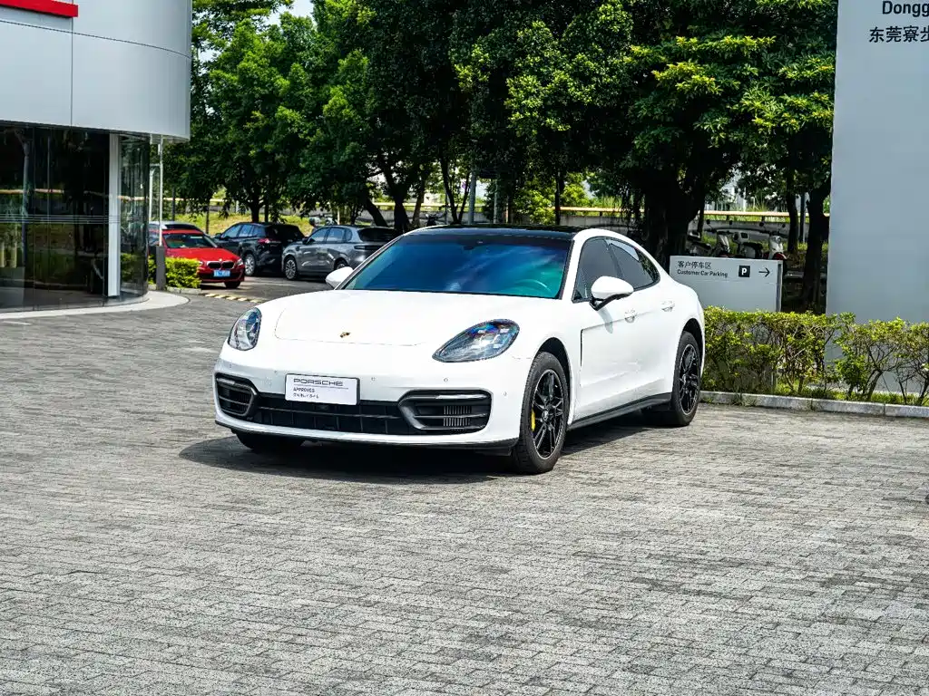 Porsche Panamera — миниатюра 3