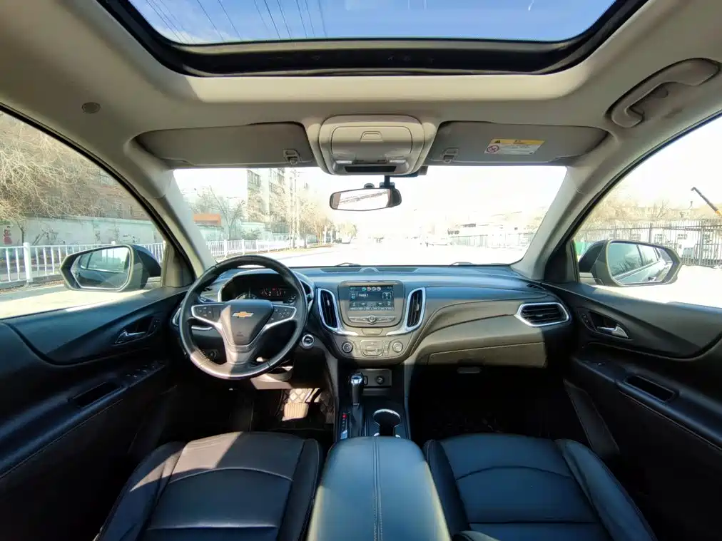 Chevrolet Equinox — миниатюра 9