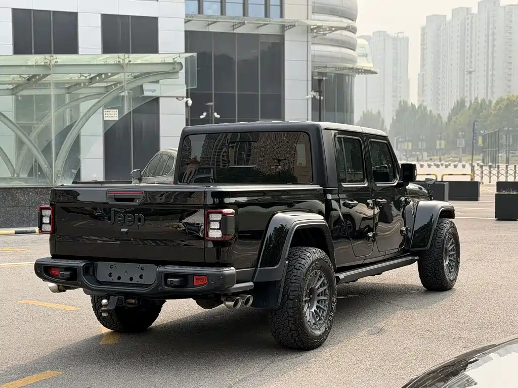 Jeep Gladiator — миниатюра 12