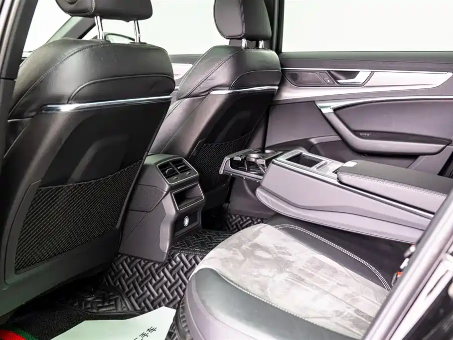 Audi A6L 2021 40 TFSI Luxury