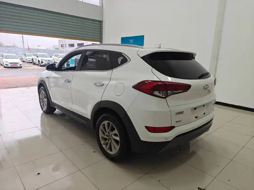Hyundai Tucson — миниатюра 7