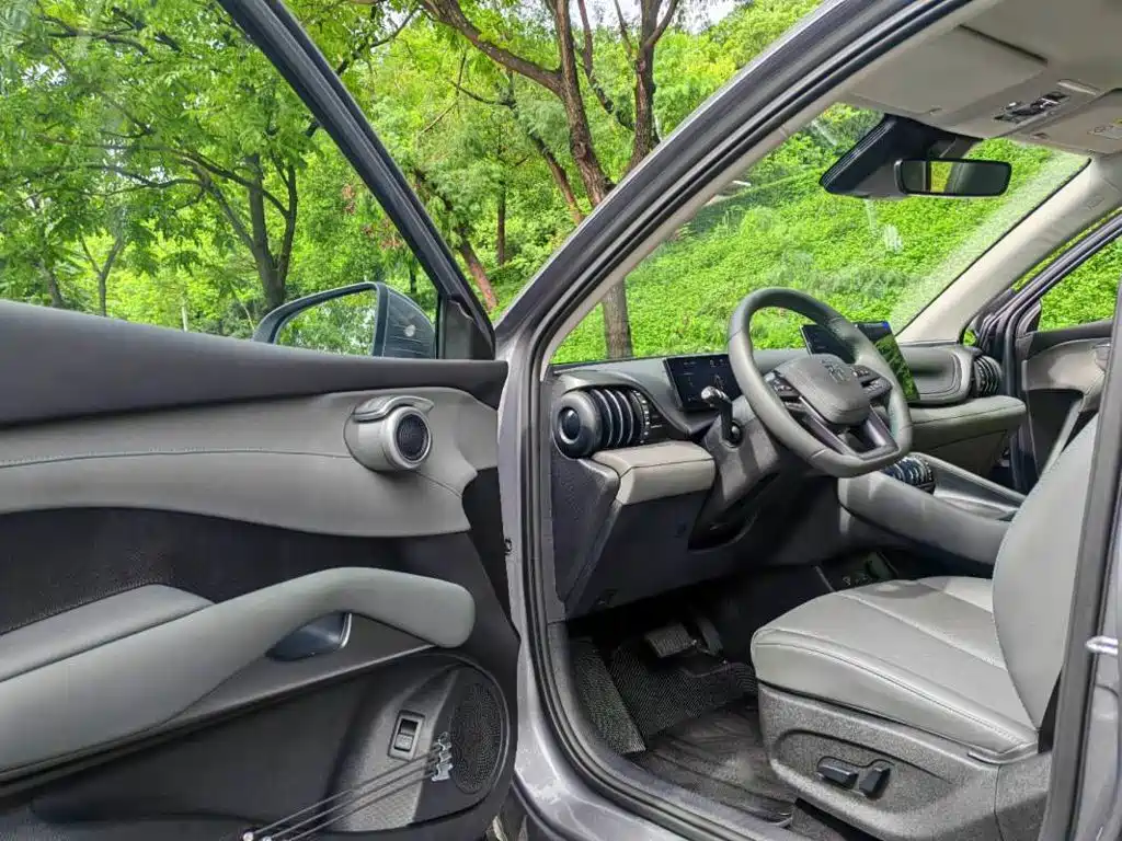 BYD Yuan Plus — миниатюра 7