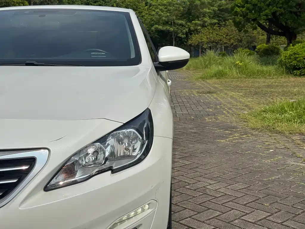 Peugeot 408 — миниатюра 19