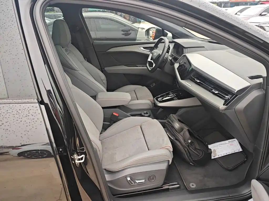 Audi Q5 e-tron — миниатюра 25