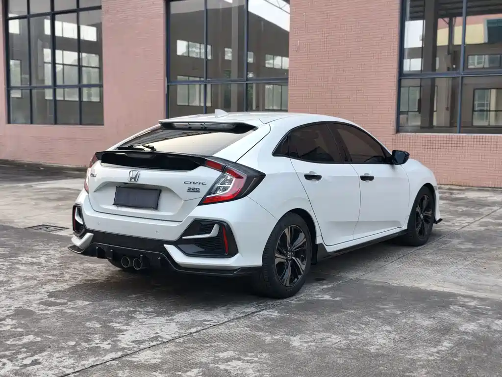 Honda Civic — миниатюра 8