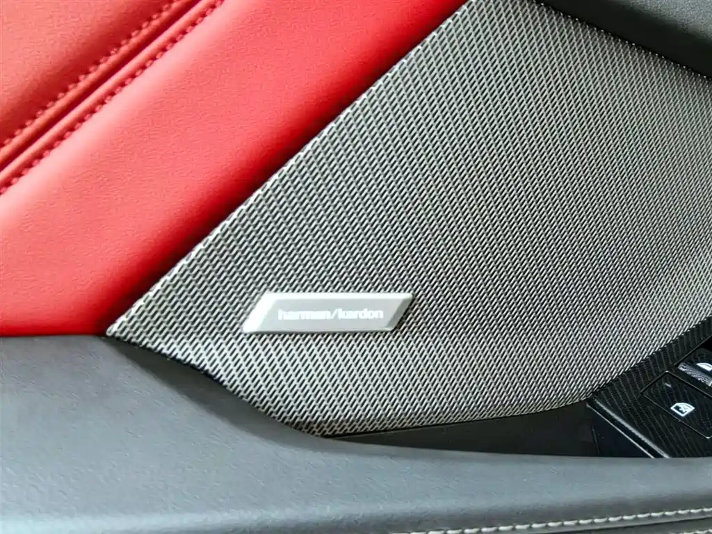 Заказать BMW 2 Series 2026 года за 4 428 457 ₽  из Китая