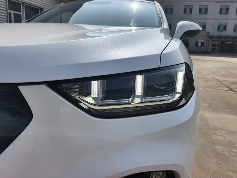 Wey Wey VV5 — миниатюра 5