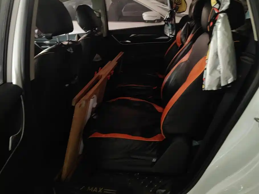 BYD MAX — миниатюра 11