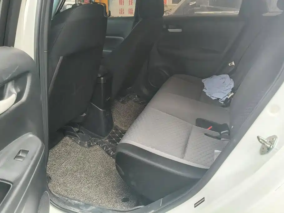 Honda Fit — миниатюра 11