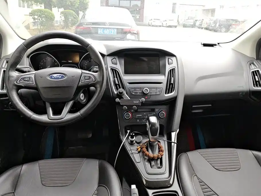 Ford Focus — миниатюра 12