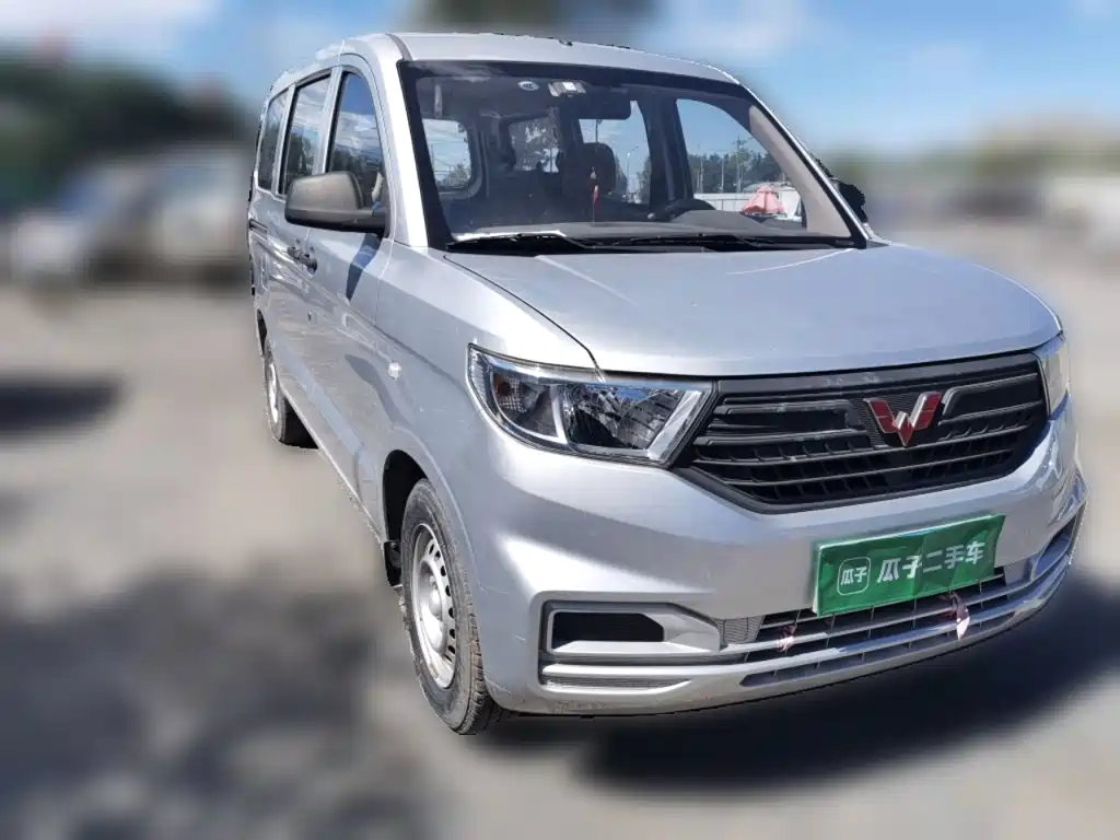 Wuling Hongguang V — миниатюра 24