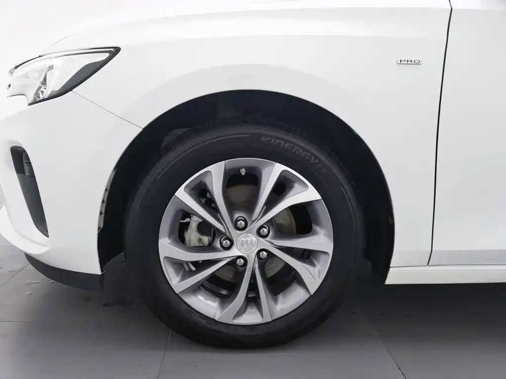 Buick Verano — миниатюра 17
