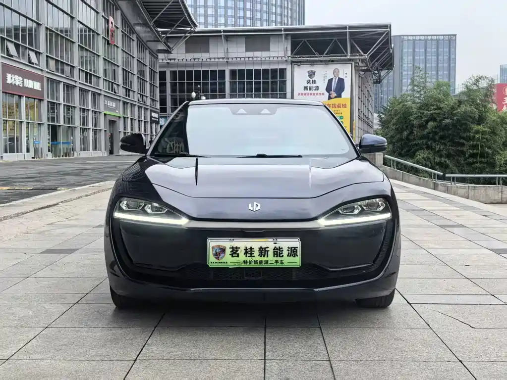 Leapmotor Leapmotor S01 — миниатюра 2