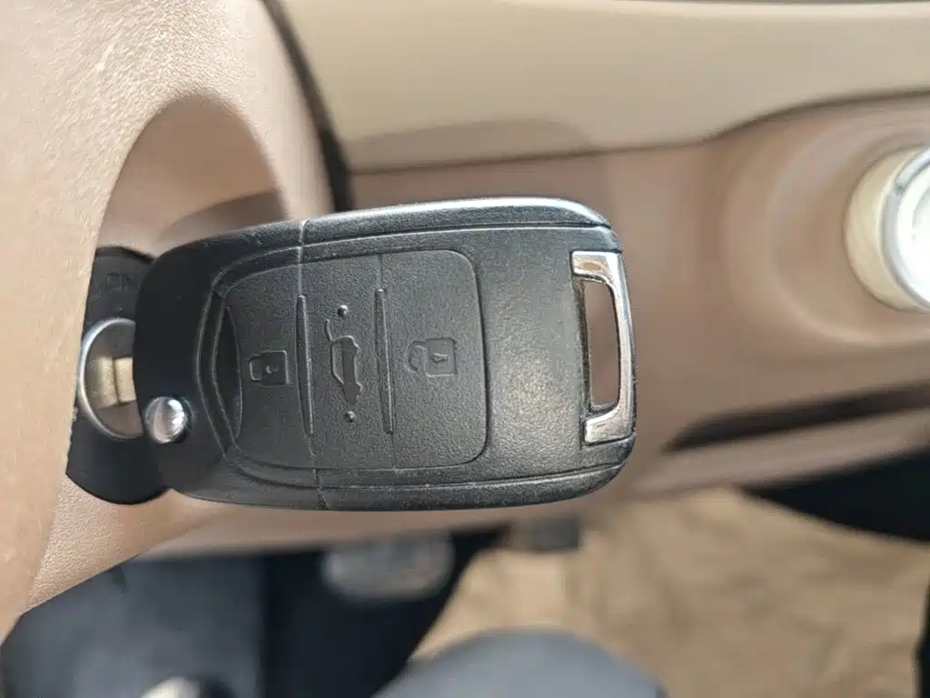 Wuling MINIEV — миниатюра 9