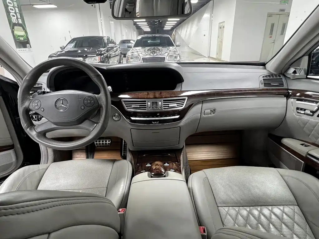 Mercedes-Benz S-Class AMG — миниатюра 31