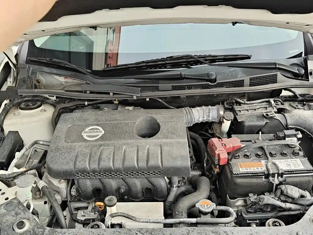 Nissan Tiida — миниатюра 13