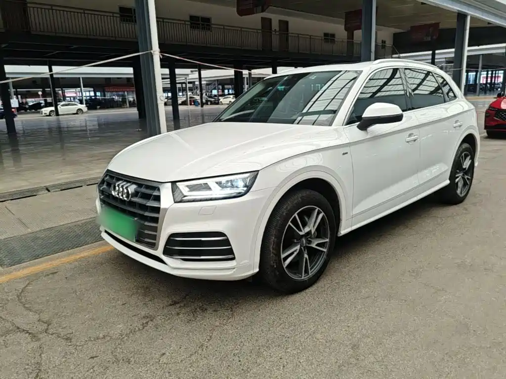 Audi Q5L — миниатюра 2