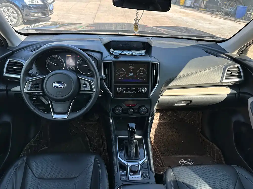 Subaru Forester - фото 5