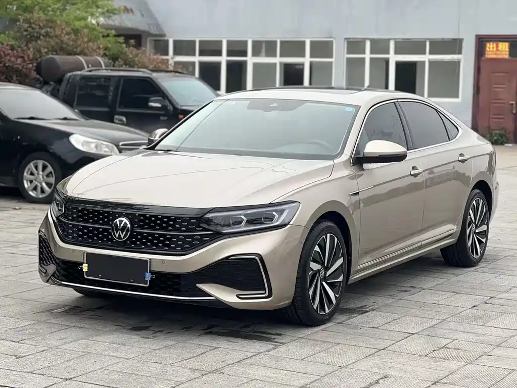 Volkswagen Passat 2021