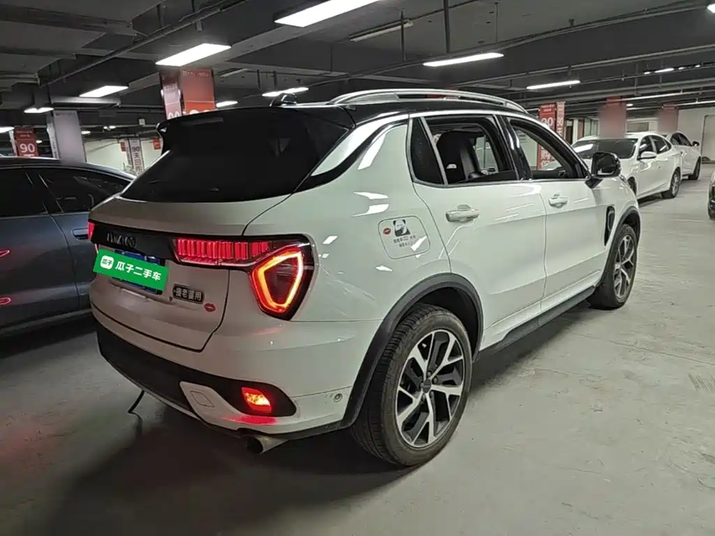 Lynk & Co 01 — миниатюра 7