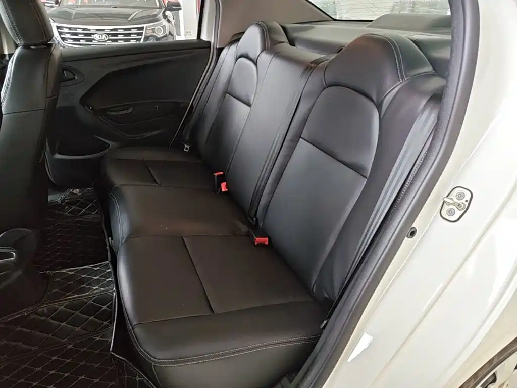 Peugeot 301 — миниатюра 17
