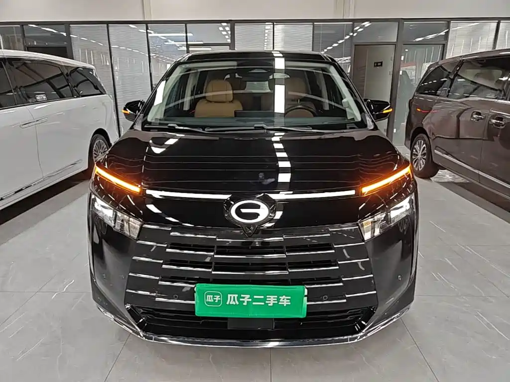 GAC Motor Trumpchi E8 PHEV — миниатюра 3