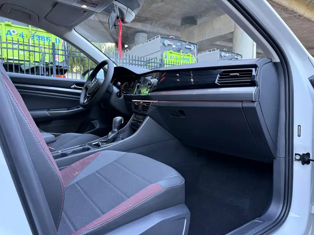 Volkswagen Bora — миниатюра 9