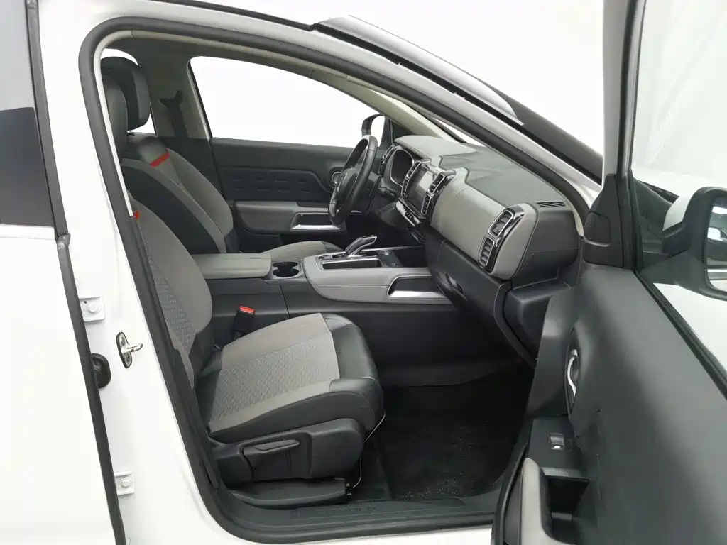 Citroen C5 AIRCROSS — миниатюра 23