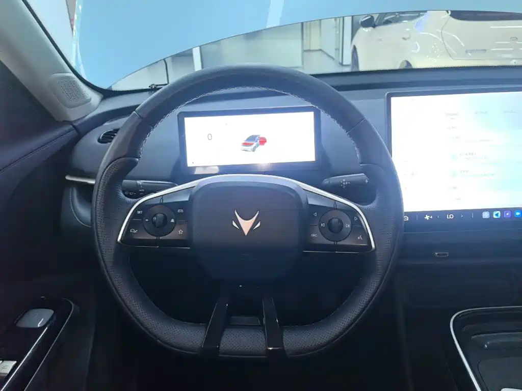 ARCFOX Beta T1 — миниатюра 11