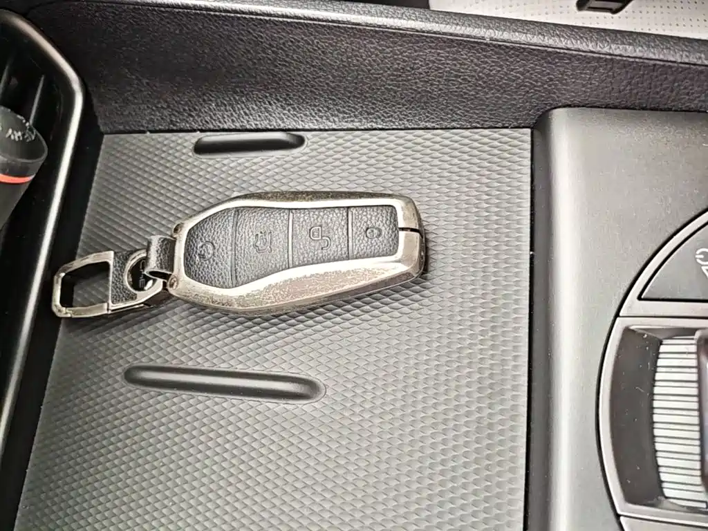 BYD Seal 05 DM-i — миниатюра 9
