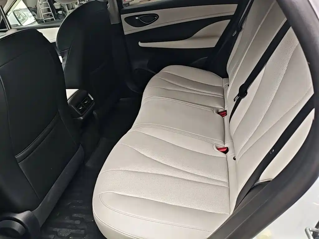 BYD Seal 05 DM-i — миниатюра 17