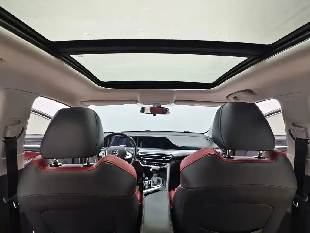 Changan Eado — миниатюра 10