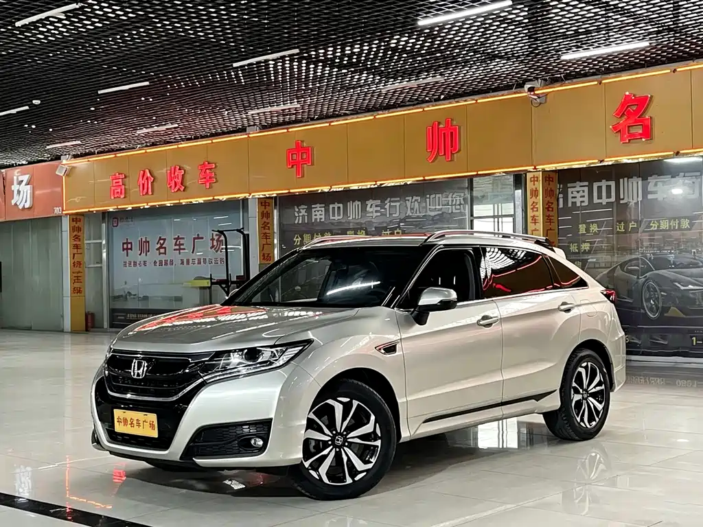 Honda UR-V 2017 240TURBO V