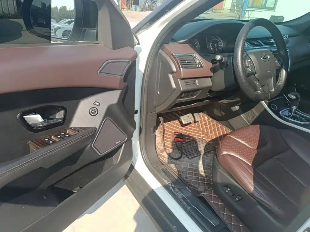 Landwind Landwind X7 — миниатюра 16