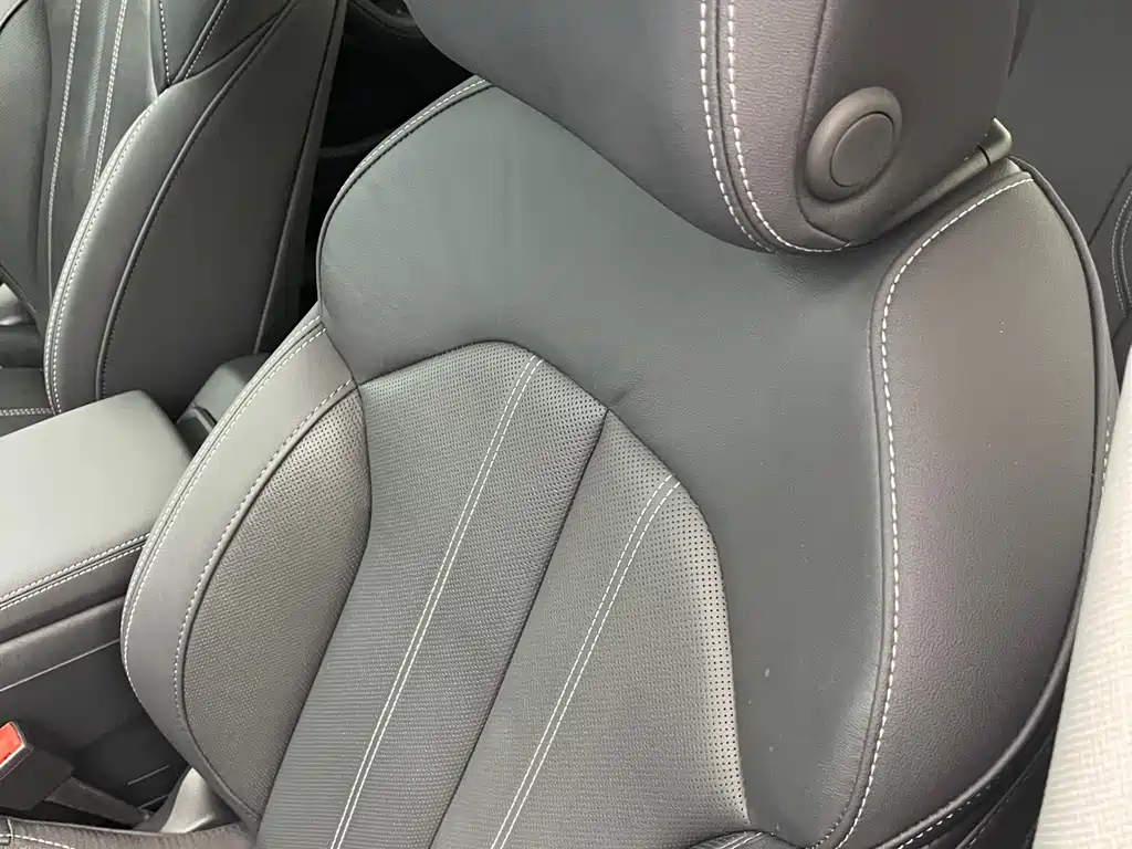 Audi A4L — миниатюра 18