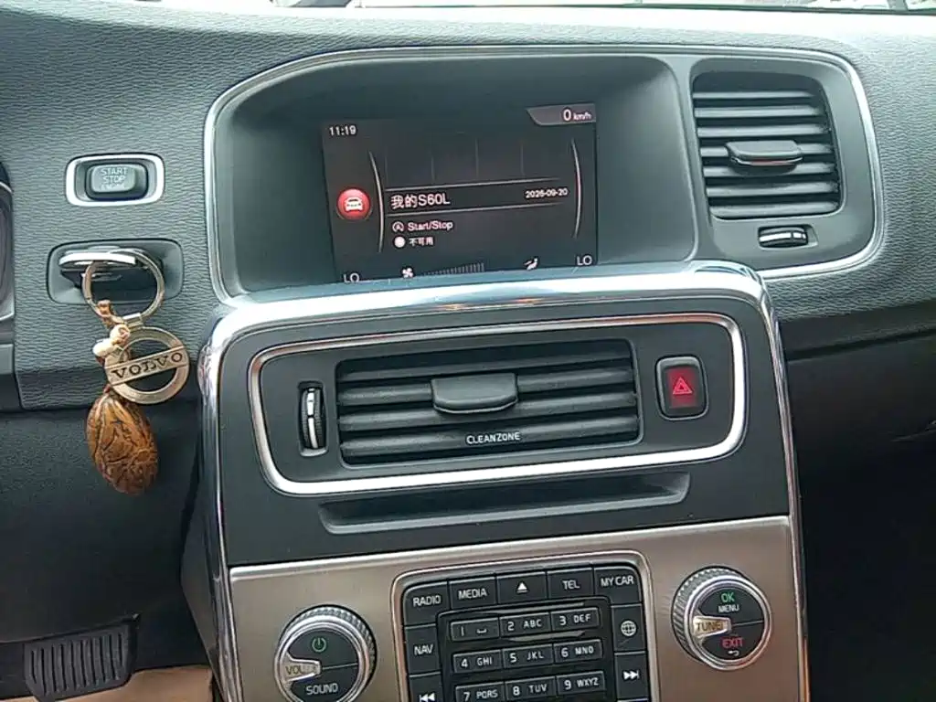 Volvo S60 — миниатюра 13