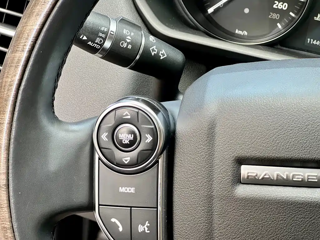 Land Rover Sport — миниатюра 21
