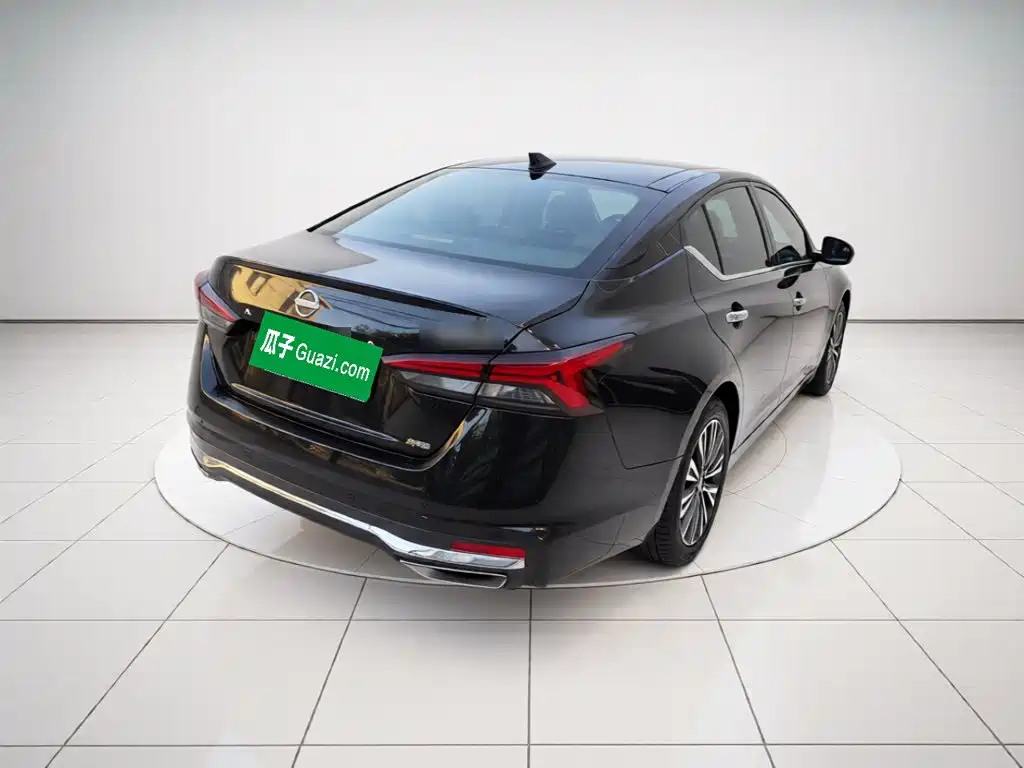 Nissan Teana — миниатюра 4